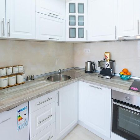 Modern ǀ 1 Bedroom ǀ Wifi Skopje Ngoại thất bức ảnh